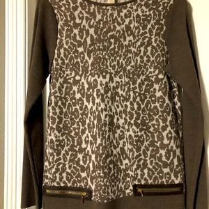 NWT Chico’s sweater size 0